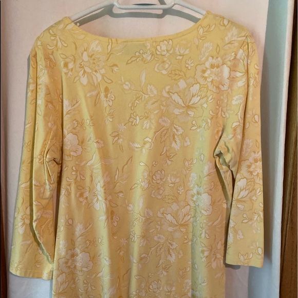 Top - Picture 3 of 4